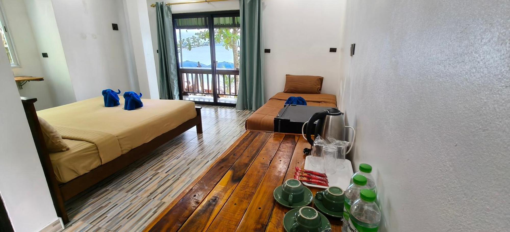 Yuyu Golden Beach Koh Chang Exterior photo